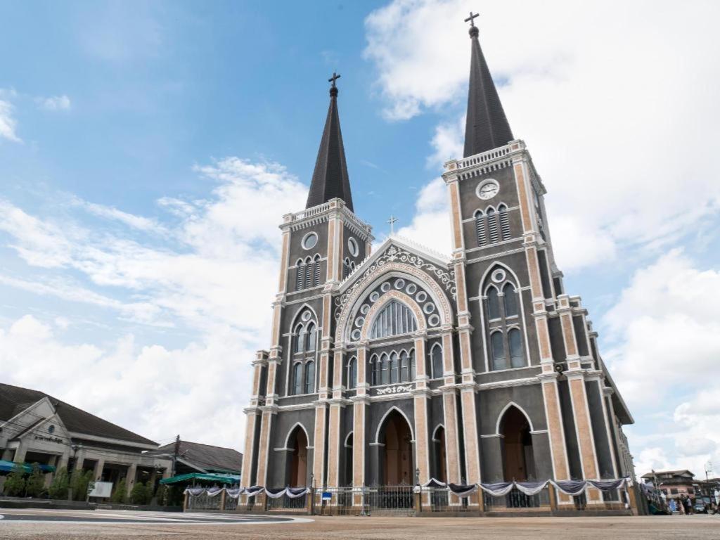 K.P. Grand Hotel Chanthaburi Dış mekan fotoğraf