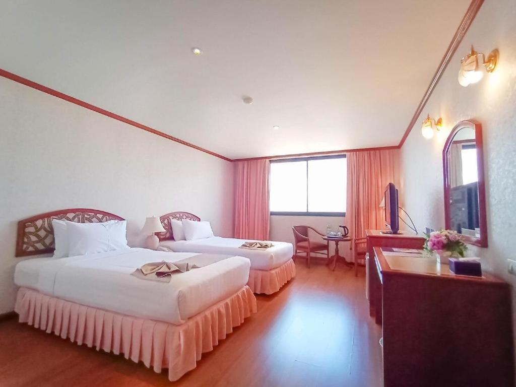 K.P. Grand Hotel Chanthaburi Dış mekan fotoğraf